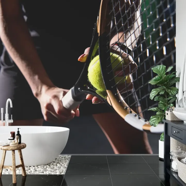 Fototapeta Serwująca Tenisistka – Sportowa Rywalizacja na Kortach Wimbledonu