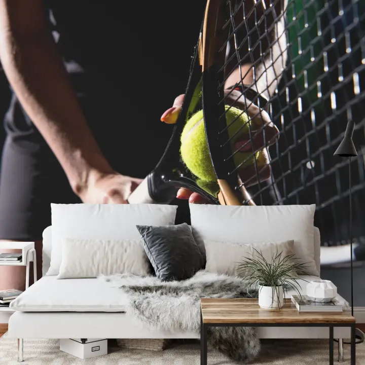 Fototapeta Serwująca Tenisistka – Sportowa Rywalizacja na Kortach Wimbledonu