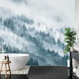 Fototapeta Las – Mglisty Poranek w Śnieżnej Naturze
