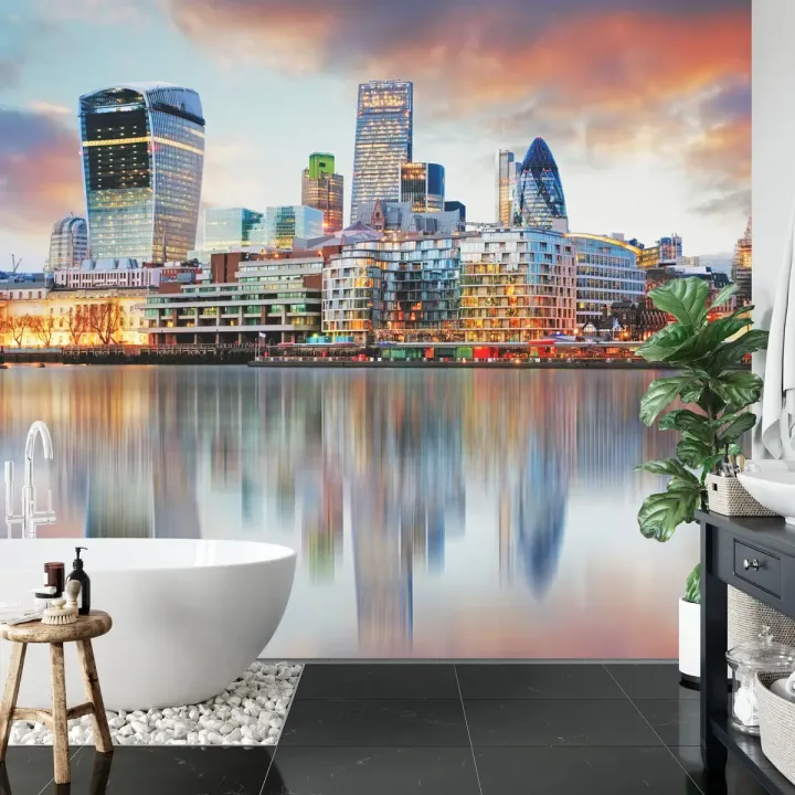 Fototapeta Pano – Nocny Skyline Londynu z Odbiciem w Wodzie