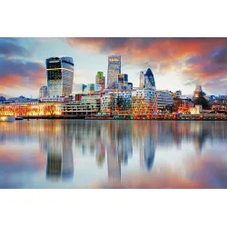 Fototapeta Pano – Nocny Skyline Londynu z Odbiciem w Wodzie