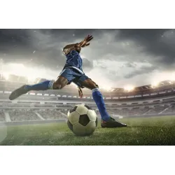 Fototapeta Piłkarz Na Boisku – Sportowa Akcja na Stadionie