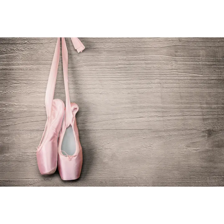 Fototapeta Buty Do Baletu – Elegancja Tańca Klasycznego – produkt