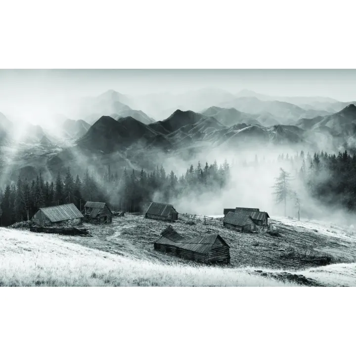 Fototapeta Góry – Krajobraz Górski z Mgłą i Chatami – produkt