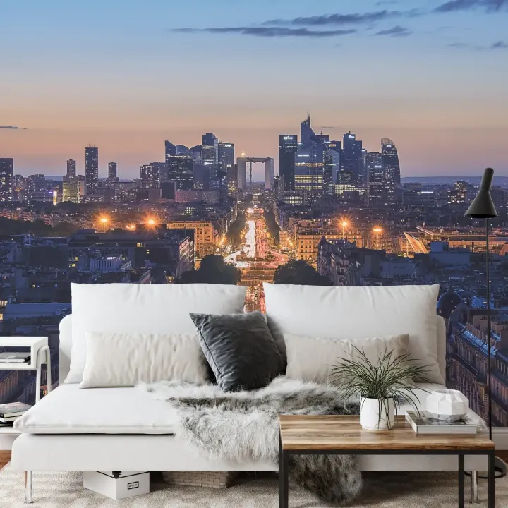 Fototapeta Paryż Nocą – Oświetlone Bulwary i Architektura Miasta