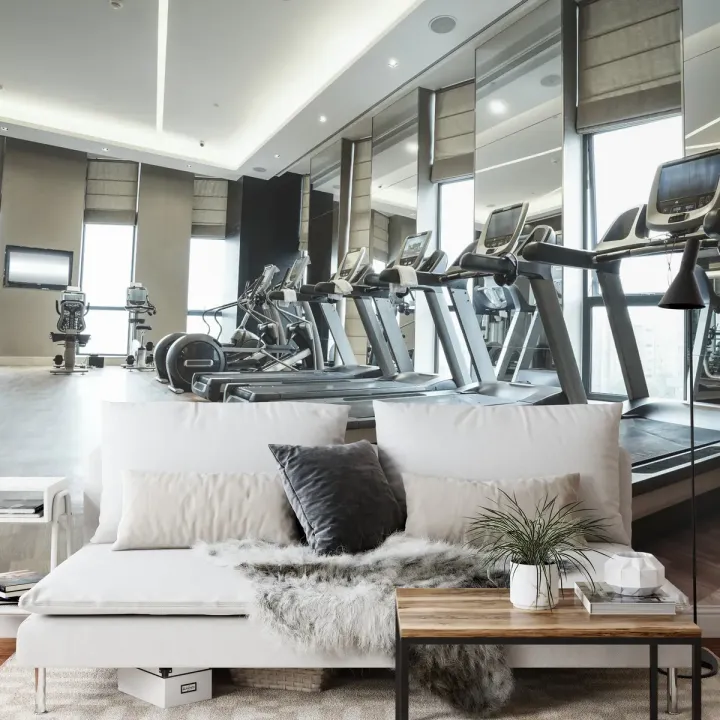 Fototapeta Nowoczesny Klub Fitness – Siłownia i Trening Biegowy