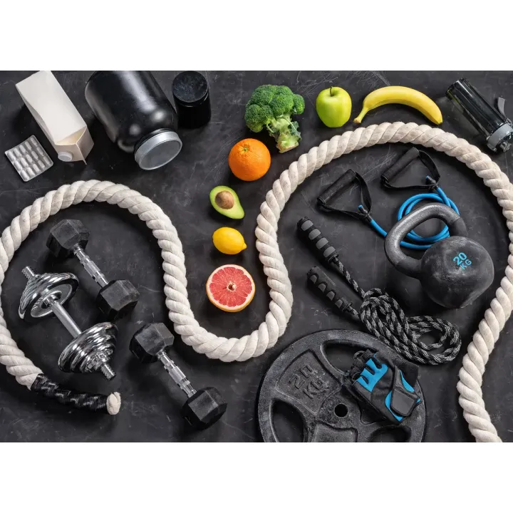 Fototapeta Sprzęt Sportowy z Owocami i Warzywami – Motywacja do Zdrowego Stylu Życia – produkt