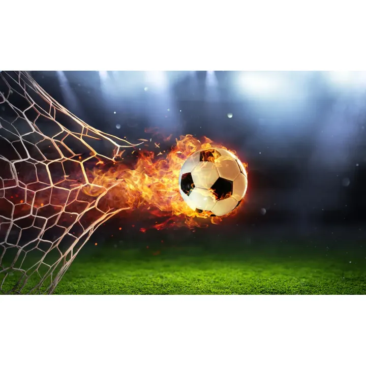 Fototapeta Piłka Nożna – Sportowa Akcja w Płomieniach – produkt