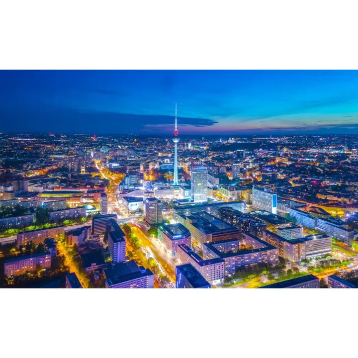 Fototapeta Berlin – Nocne Miasto i Skyline Metropolii – produkt