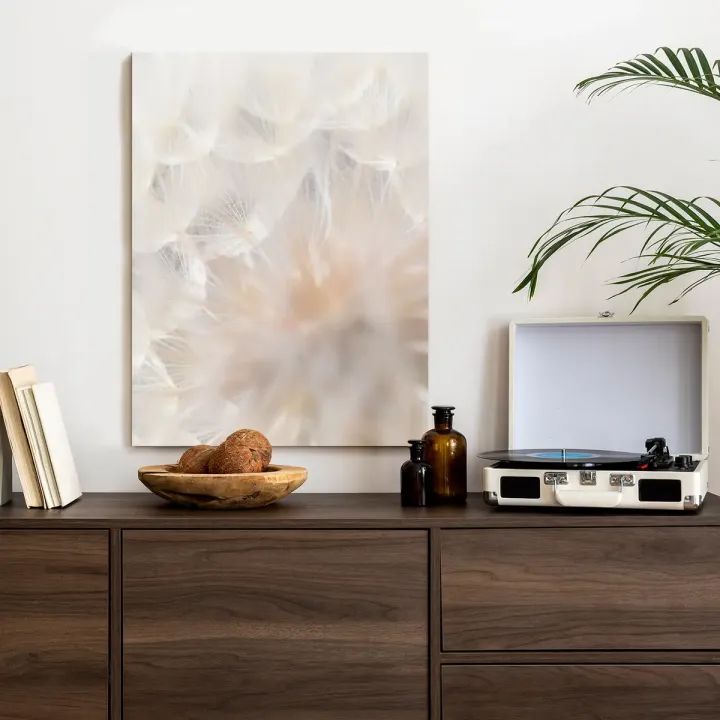 Plakat Beżowy Dmuchawiec – Botaniczny Minimalizm i Lekkość Natury