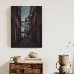 Plakat Nocny Spacer Po Rzymie – Zabytkowa Ulica i Lampiony
