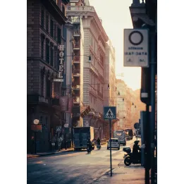 Plakat Ulice Rzymu – Architektura Miejska o Wschodzie Słońca