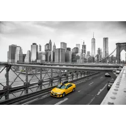 Fototapeta Taxi Crossing Brooklyn Bridge – Manhattan i Skyline Nowego Jorku
