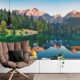 Fototapeta Jezioro Fusine – Wschód Słońca w Alpach Julijskich
