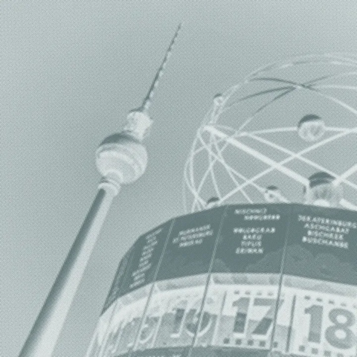 Fototapeta Kwadratowa Półtony Berlińskie – Wieża Telewizyjna i Skyline Berlina – produkt