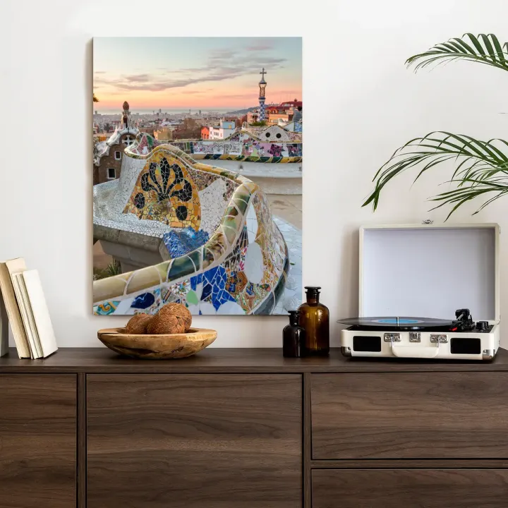 Plakat Wschód Słońca – Park Güell i Widok na Barcelonę