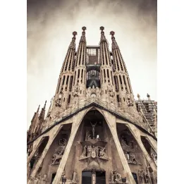Plakat Sagrada Familia – Bazylika Gaudiego w Barcelonie – produkt