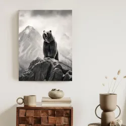 Plakat Niedźwiedź Grizzly – Dzika Przyroda w Górskim Krajobrazie