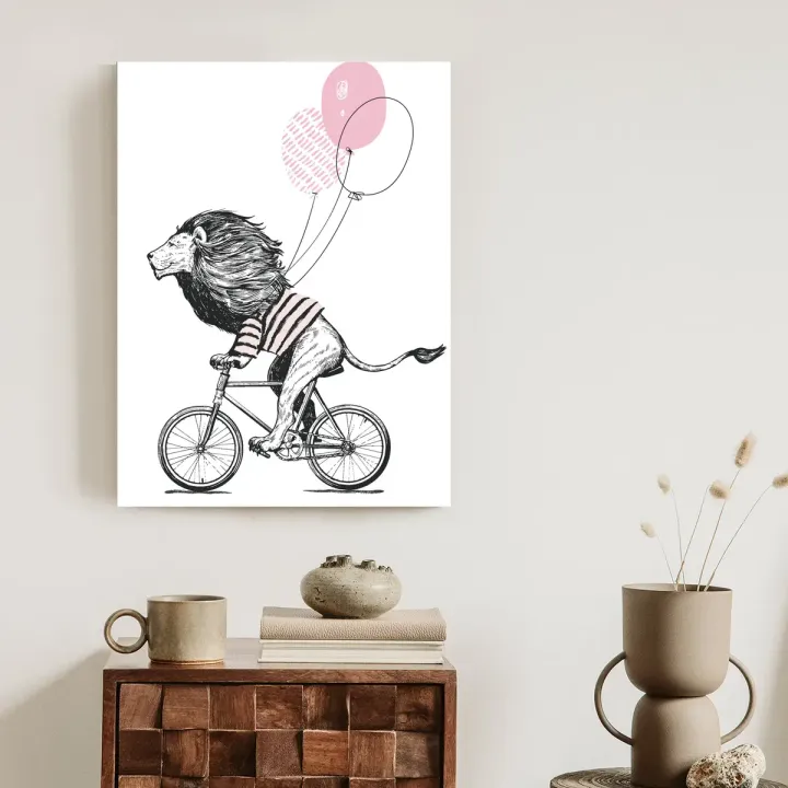 Plakat Lew w Koszulce na Rowerze – Fantazyjne Zwierzęta i Sport