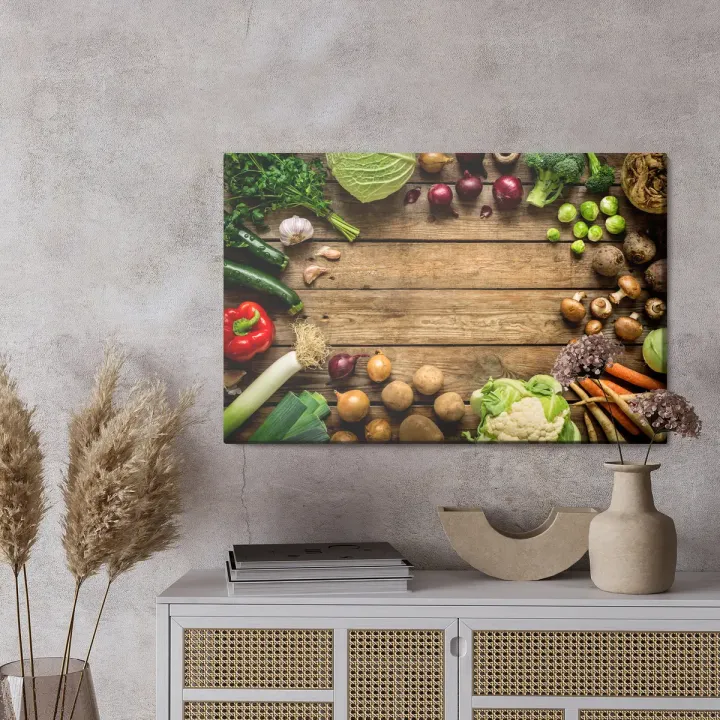 Obraz Warzywa Na Deskach – Świeżość i Natura w Kuchni
