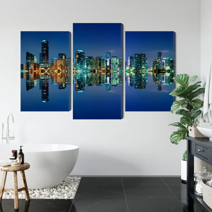 Obraz Wieloczęściowy Pano – Nocny Skyline Miami i Odbicie w Wodzie