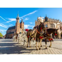 Obraz Wieloczęściowy Powozy Konne – Rynek Główny w Krakowie