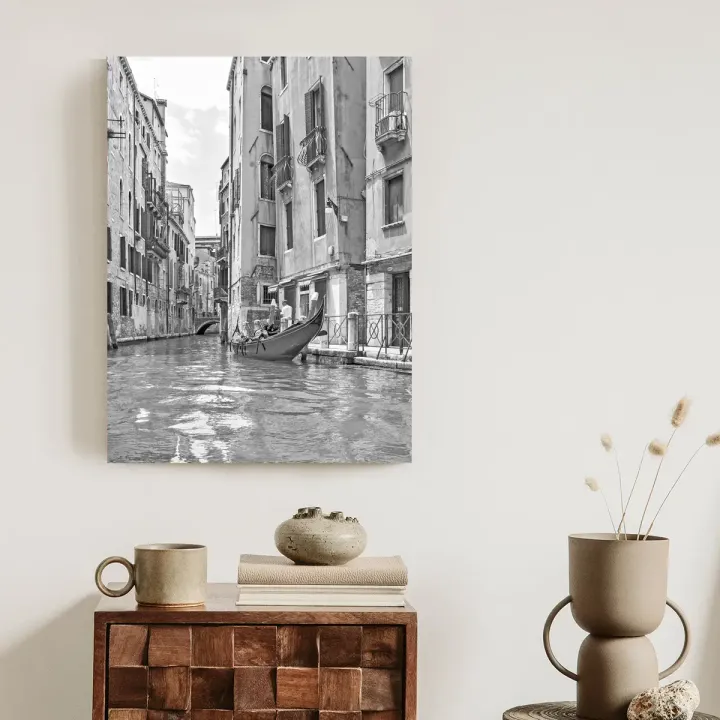 Plakat Gondole w Wenecji – Architektura Wenecka i Kanał Wodny – produkt