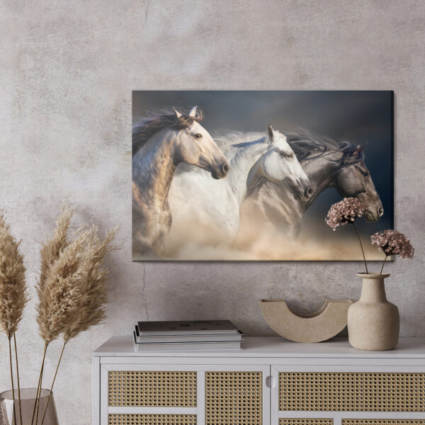 Obraz Na Płótnie Trzy Konie W Galopie - wzór na obrazie