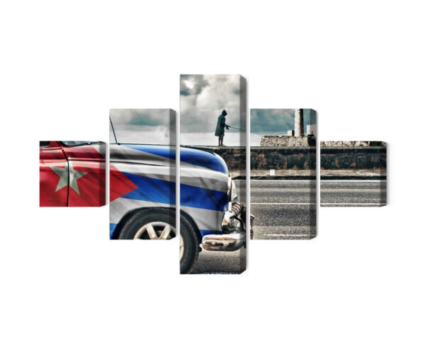 Obraz Wieloczęściowy Samochód Z Kubańską Flagą Na Ulicach Hawany - aranżacja