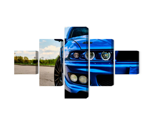 Obraz Wieloczęściowy Przód Niebieskiego Samochodu Sportowego - aranżacja